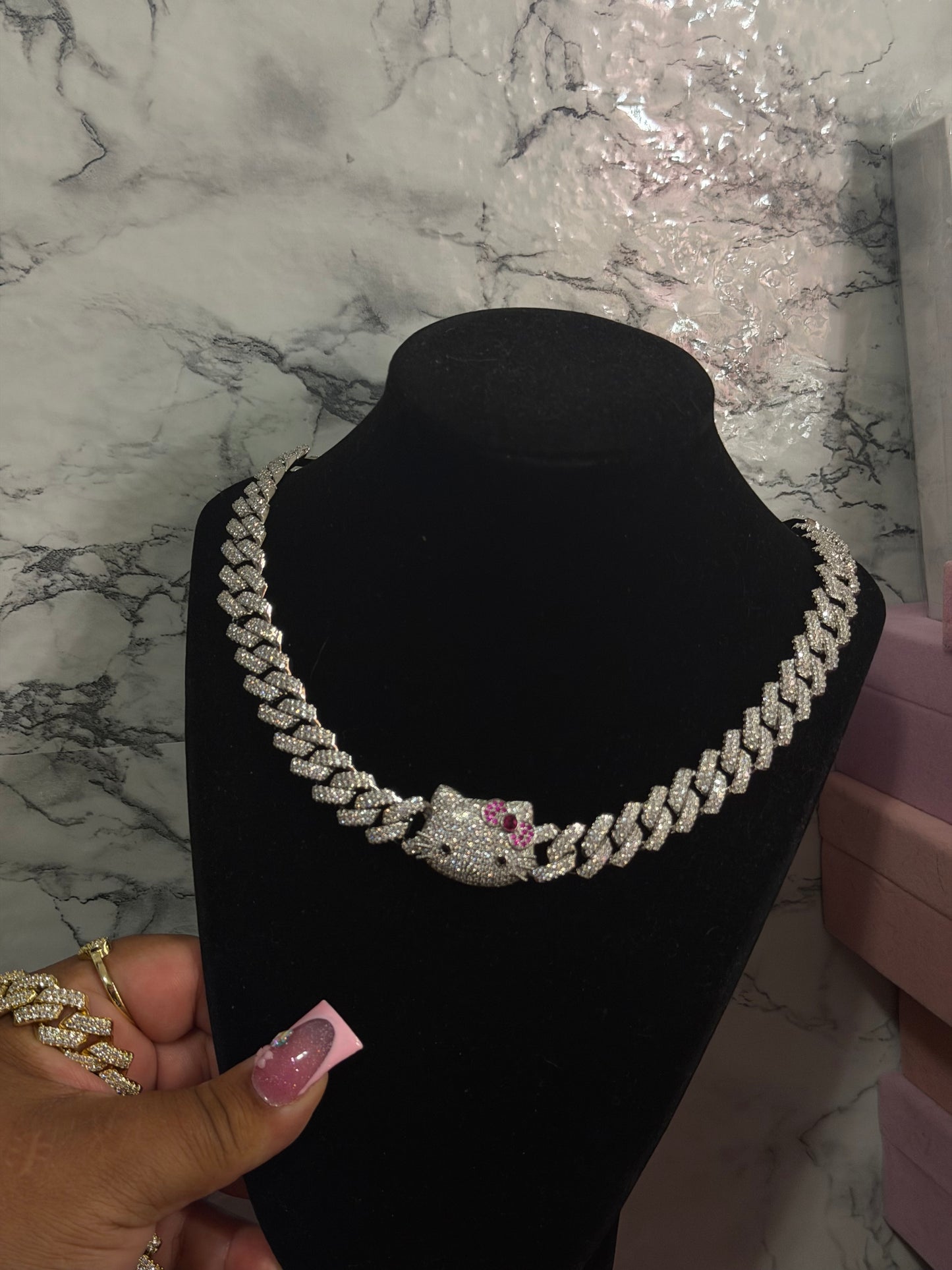 HK Cuban chain