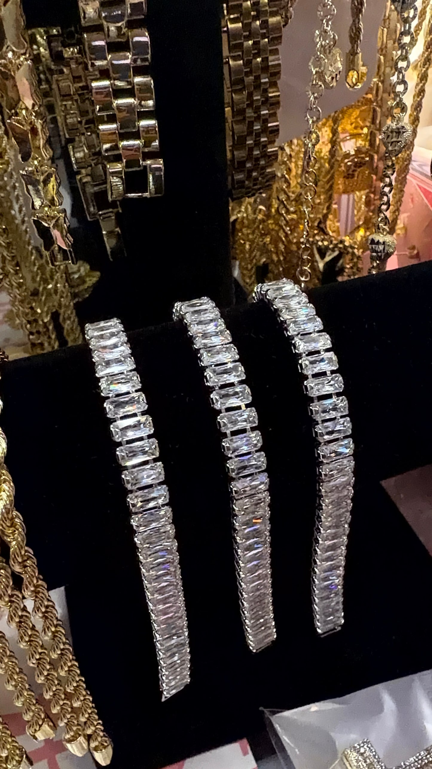 Diamond tennis bracelet