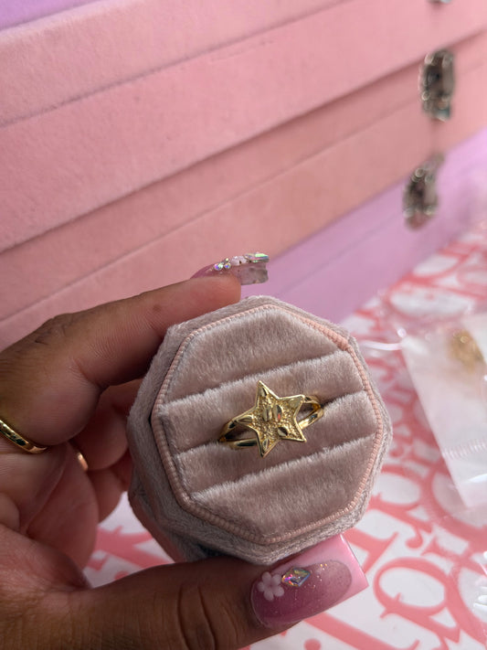 Nugget star ring