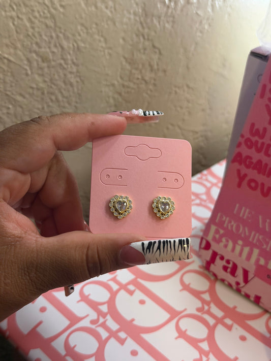 White HRT studs 💎