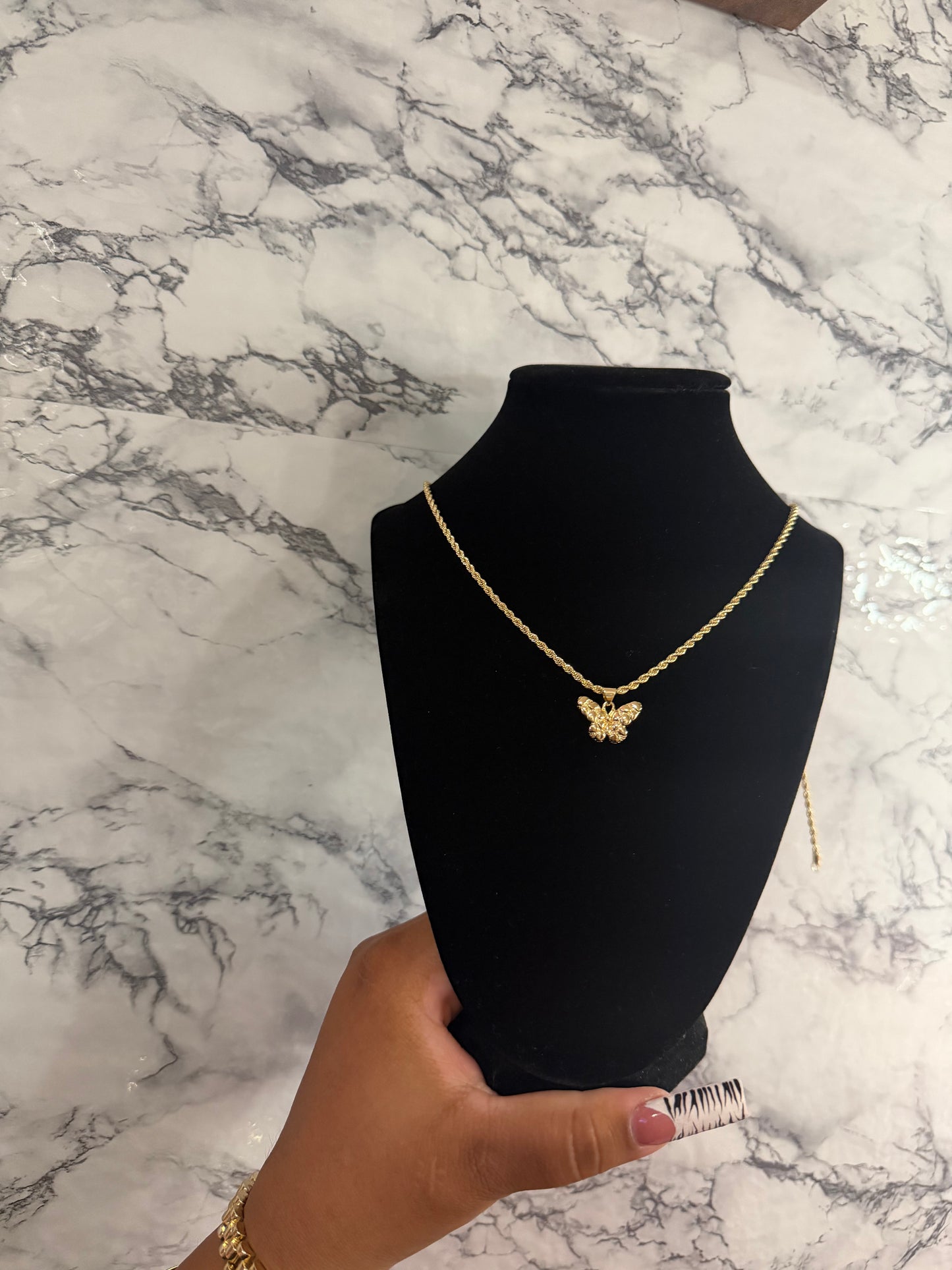 Butterfly nugget chain 🌟