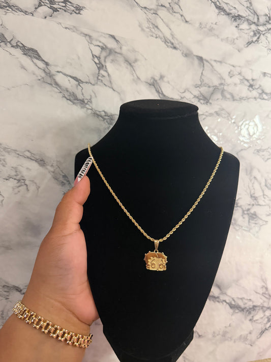 Betty boop necklace 🌟