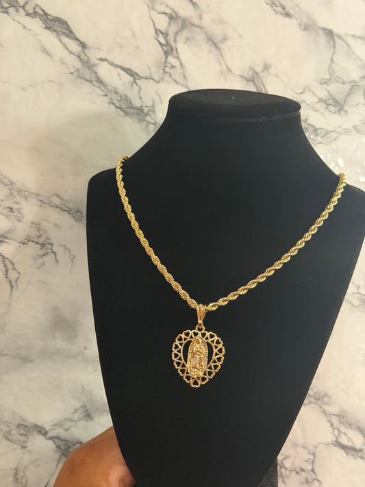 Lady of gold chain 🌟