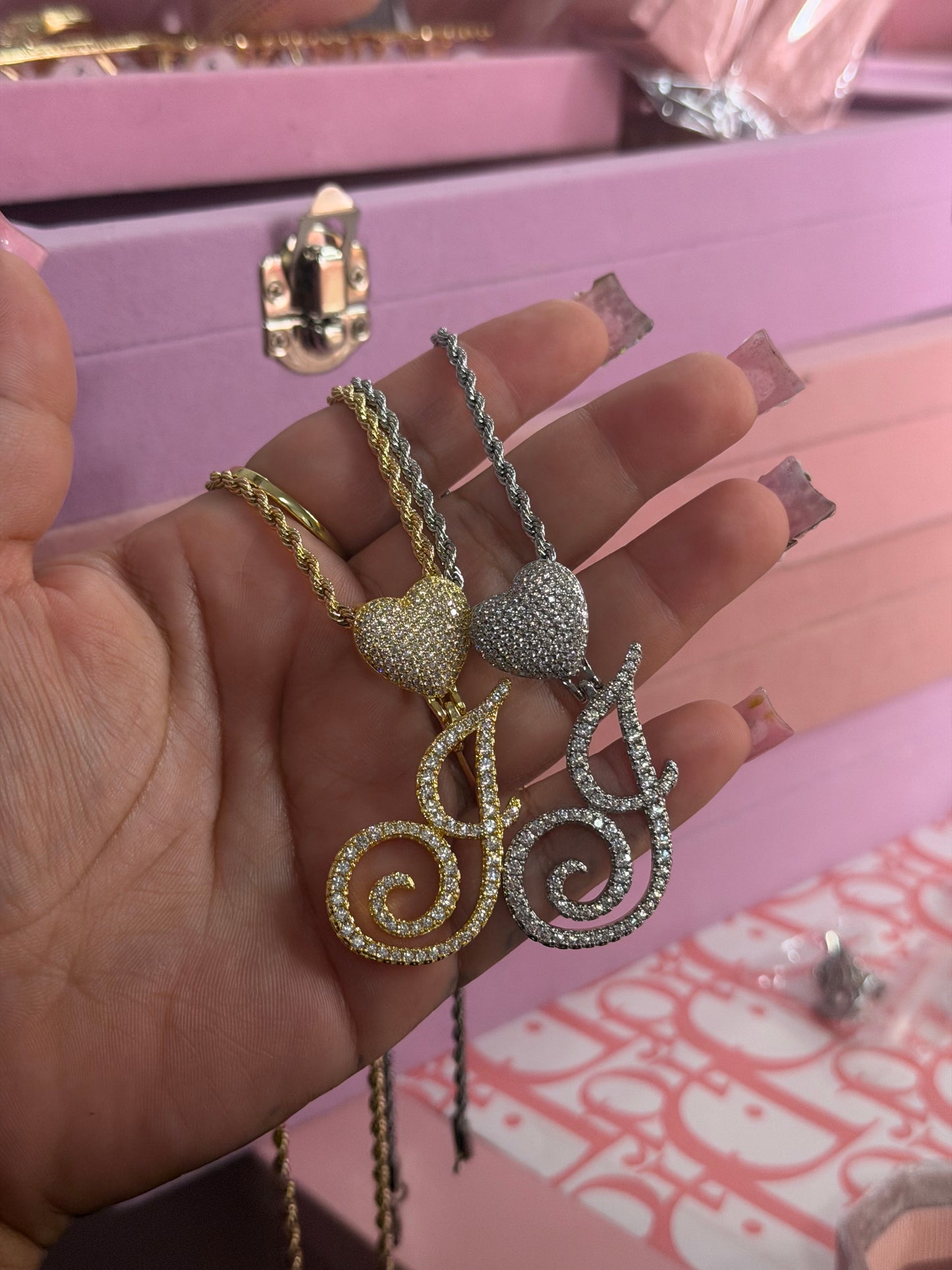 INITIAL NECKLACE