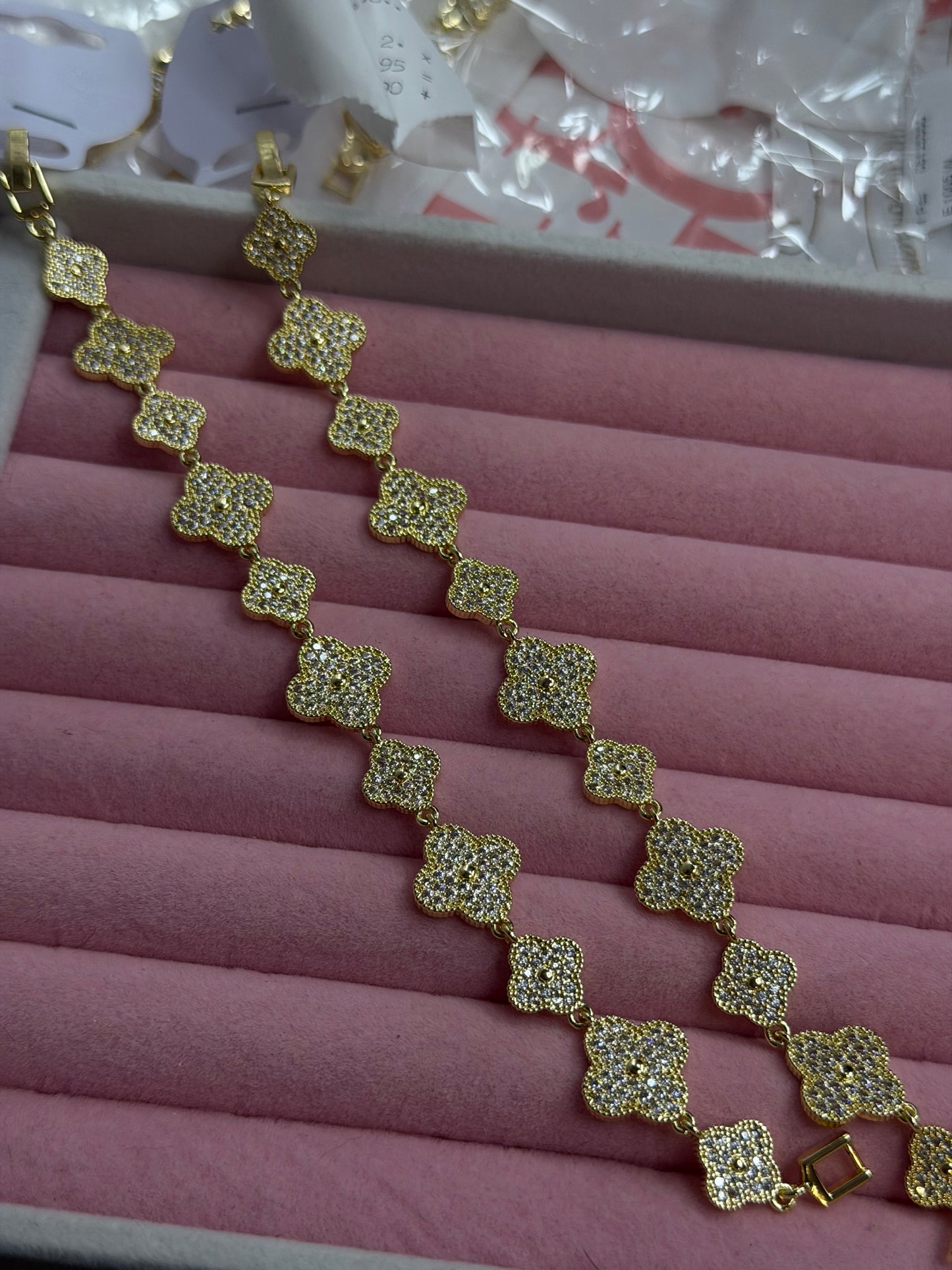 Bling clover bracelet