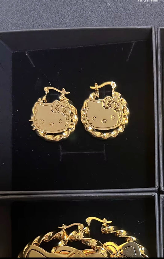 Sm HK Hoop earrings ✨