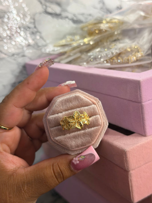 3 flower ring