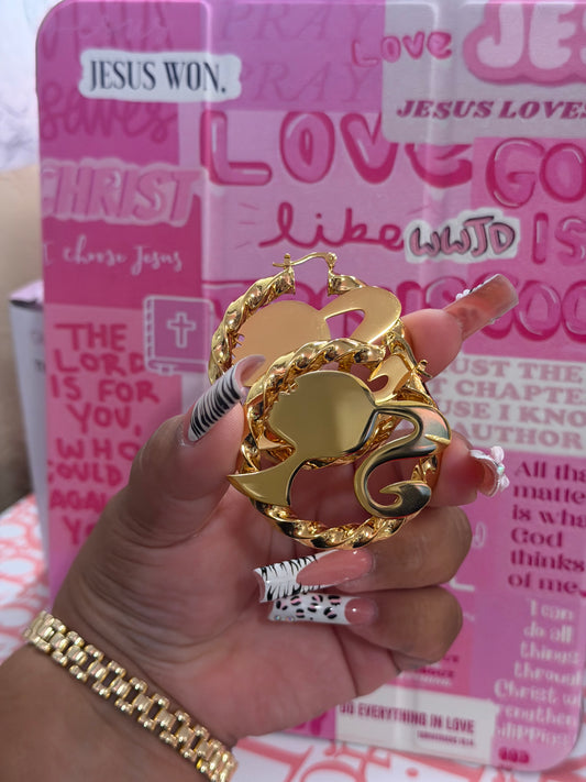 Medium Barbie hoops ✨